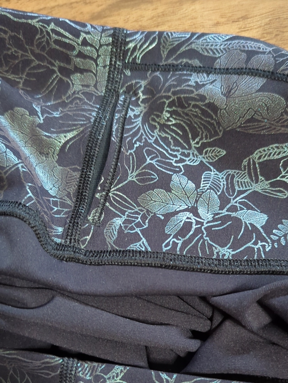 Lululemon Wunder Under Foil Irredecent Floral Print - Picture 5 of 9